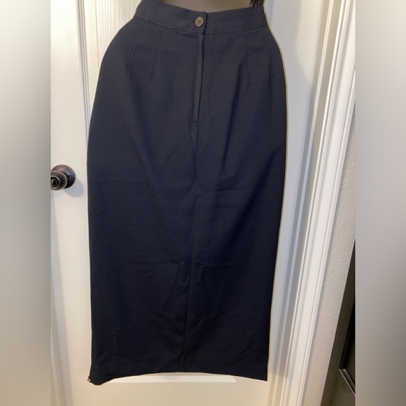 Apart Gorgeous Black Skirt Size 10 - Picture 5 of 6